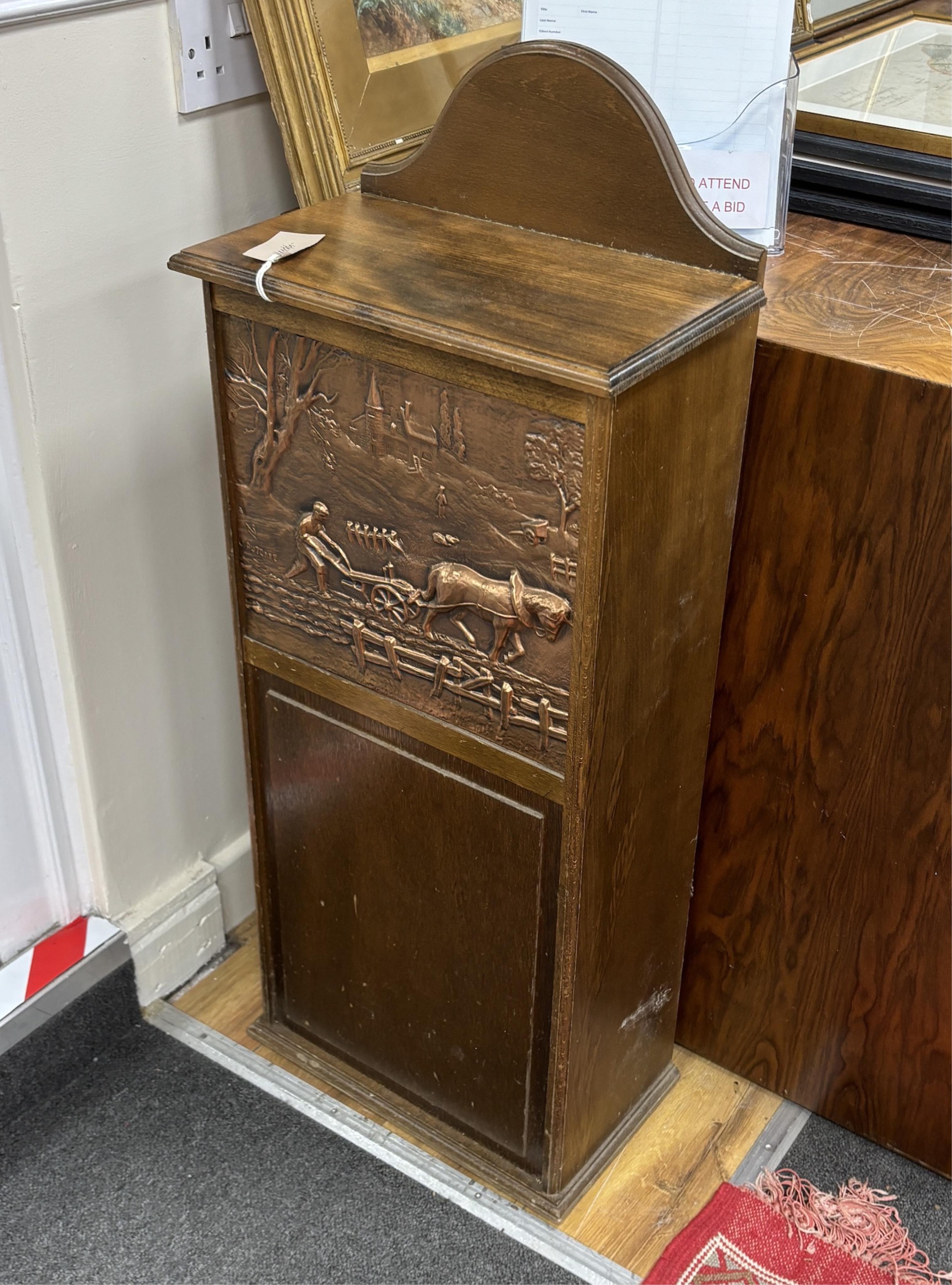 A French baguette box, width 38cm, depth 21cm, height 93cm